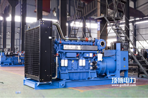 为什么广西顶博发电机组制造散热器价格铜质比铝质贵